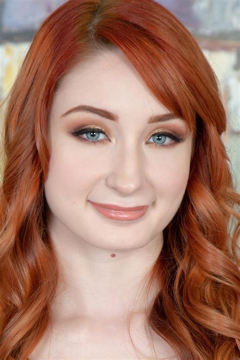 Violet Monroe .